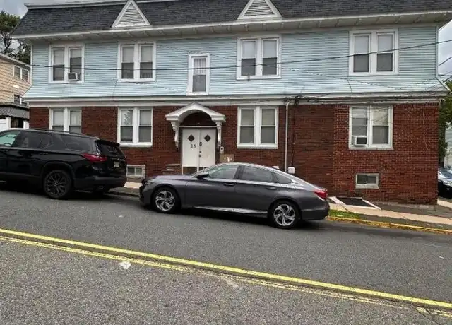 Property at 25 Union Pl Unit 25, Irvington, NJ, 07111, 3 beds, 1 bath, [object Object]