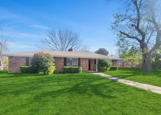 Property at 110 Bailey Dr, Desoto, TX, 75115, 3 beds, 2 baths, [object Object]