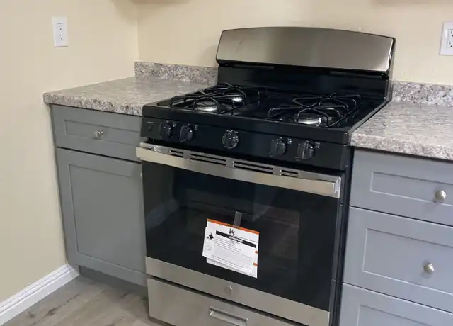 Property at 16125 Woodruff Ave Unit 6, Bellflower, CA, 90706, 1 bed, 1 bath, [object Object]