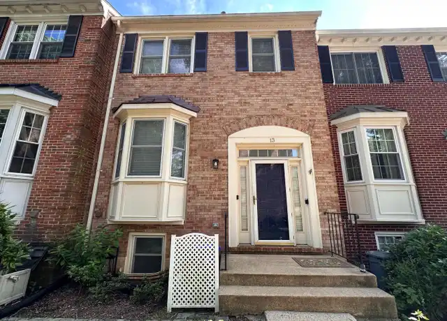 Property at 13 Carriage House Cir, Alexandria, VA, 22304, 2 beds, 3.5 baths, [object Object]