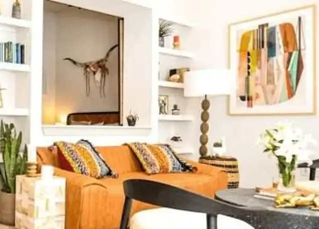 Property at 200 N Bishop Ave Unit 2012, Dallas, TX, 75208, 2 beds, 2 baths, [object Object]