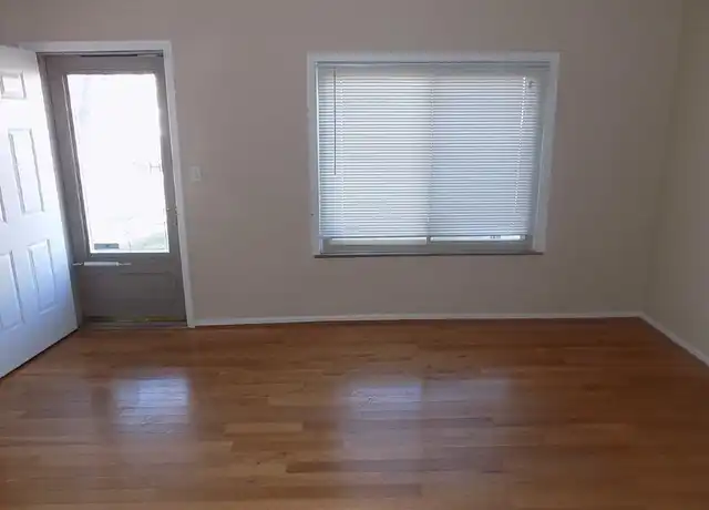 Property at 18740 Meier St, Roseville, MI, 48066, 3 beds, 1 bath, [object Object]