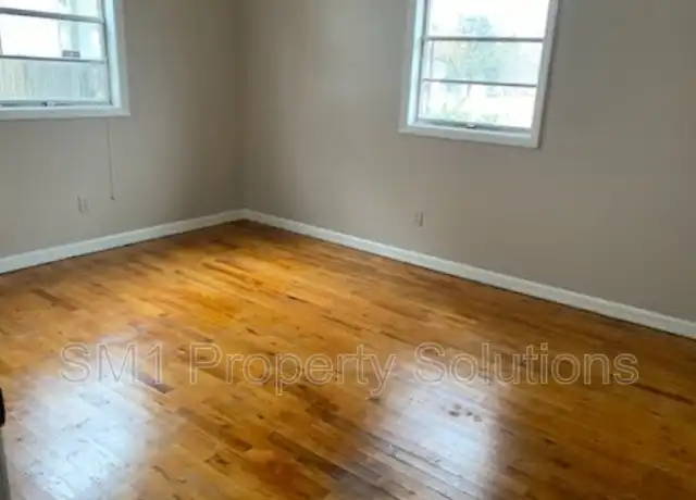 Property at 804 Martin Luther King Jr Dr, Greensboro, NC, 27406, 2 beds, 1 bath, [object Object]