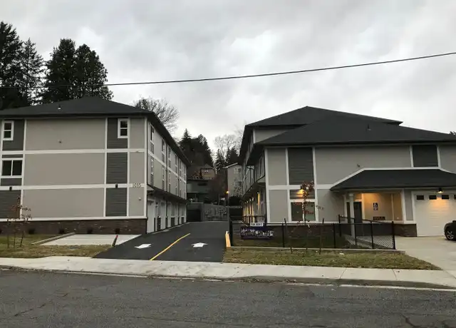 Property at 1035 NE Alpha Rd Apt 12, Pullman, WA, 99163, 4 beds, 5.5 baths, [object Object]