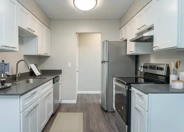 Property at Vantage at Hillsdale - 3212 SW Beaverton Hillsdale Hwy, Portland, OR, 97239, 2-3 beds, 1-2 bath, [object Object]