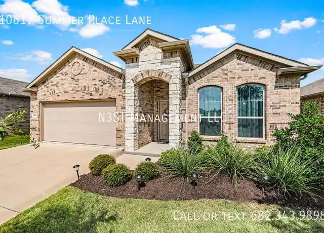 Property at 10617 Summer Place Ln, Fort Worth, TX, 76140, 4 beds, 2 baths, [object Object]
