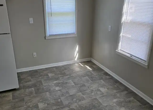 Property at 1970 Grand Ave Unit A, Council Bluffs, IA, 51503, 2 beds, 1 bath, [object Object]