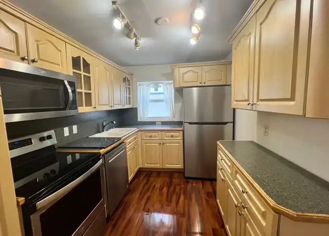 Property at 245 18th St #301, Miami Beach, FL, 33139, 1 bed, 1 bath, [object Object]