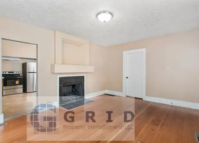 Property at 8316 SE Raymond Ct Unit A, Portland, OR, 97266, 2 beds, 1 bath, [object Object]