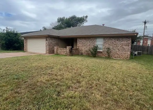 Property at 5410 Castle Rd, Abilene, TX, 79606, 3 beds, 2 baths, [object Object]
