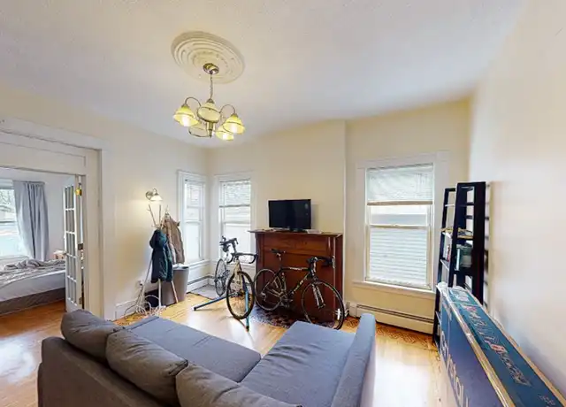Property at 382 Crown St Unit 3, New Haven, CT, 06511, 2 beds, 1 bath, [object Object]