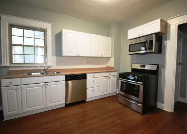 Property at 3714 Walnut St Unit 1, Kansas City, MO, 64111, 1 bed, 1 bath, [object Object]