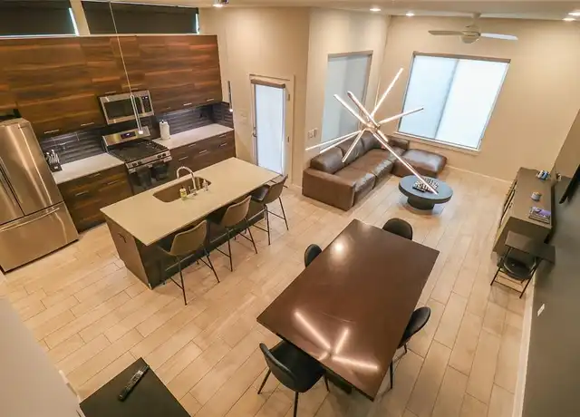 Property at 2307 Clementine St, Houston, TX, 77020, 3 beds, 2.5 baths, [object Object]