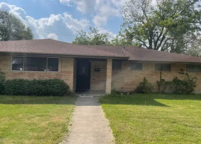 Property at 417 Montclair Dr, Corpus Christi, TX, 78412, 3 beds, 2 baths, [object Object]