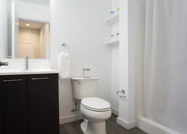 Photo of 82 Franklin St, Worcester, MA 01608