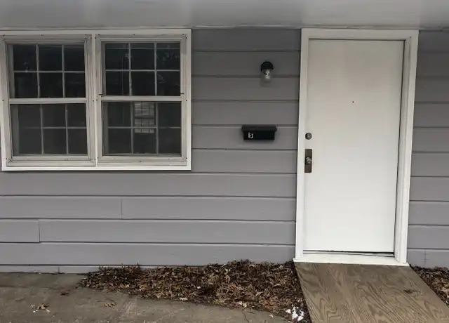 Property at 104 W Hudson St Apt B, Pittsburg, KS, 66762, 2 beds, 1 bath, [object Object]