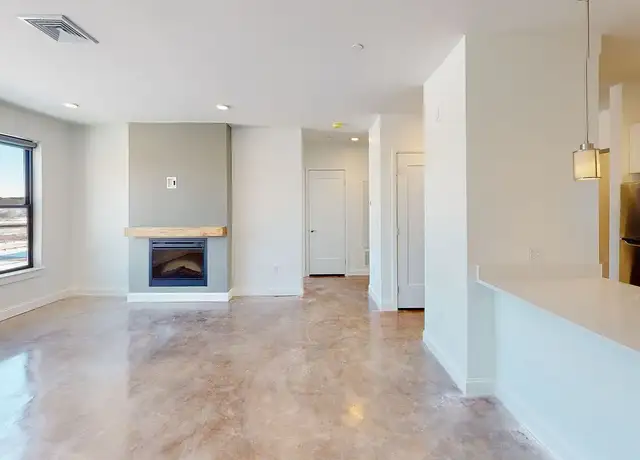 Photo of 44 Wharf St, Weymouth, MA 02189