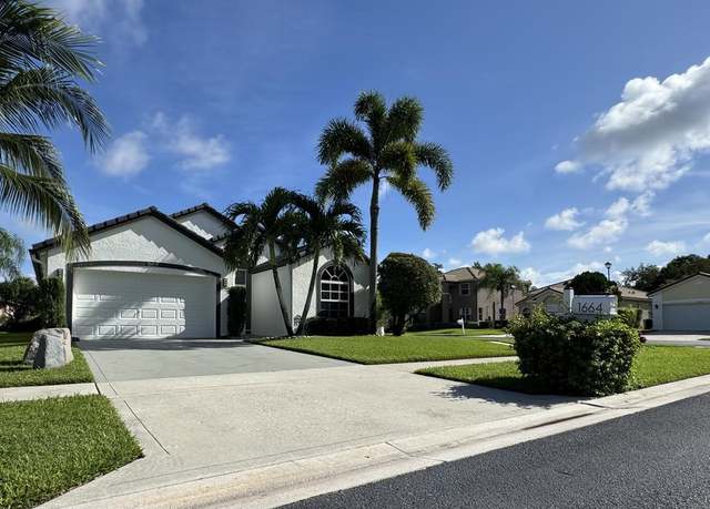 Photo of 1664 Oak Berry Cir, Wellington, FL 33414