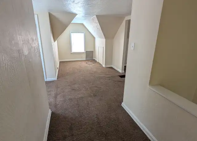 Property at 5475 Hollywood Ave, Maple Heights, OH, 44137, 3 beds, 1 bath, [object Object]