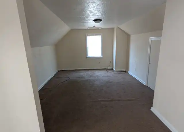 Property at 5475 Hollywood Ave, Maple Heights, OH, 44137, 3 beds, 1 bath, [object Object]