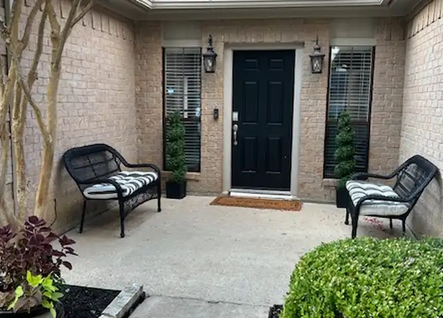 Property at 2017 Oakbluff Dr, Carrollton, TX, 75007, 4 beds, 2 baths, [object Object]