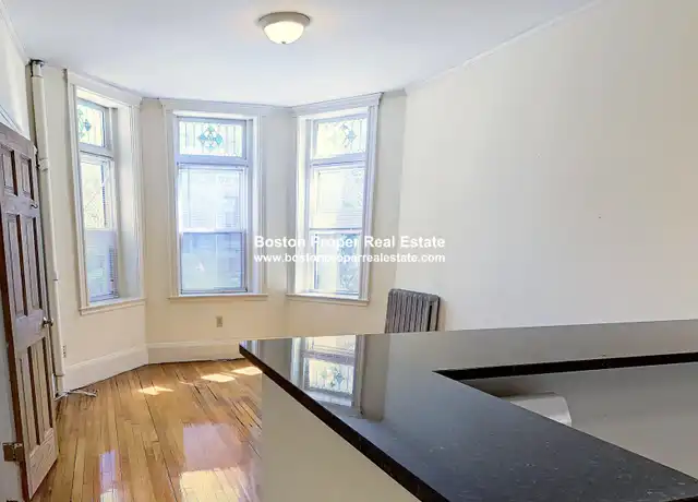 Property at 51 Queensberry St Unit 2K, Boston, MA, 02215, 1 bed, 1 bath, [object Object]