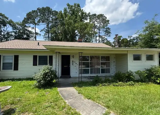Property at 1809 E De Renne Ave, Savannah, GA, 31406, 3 beds, 2 baths, [object Object]