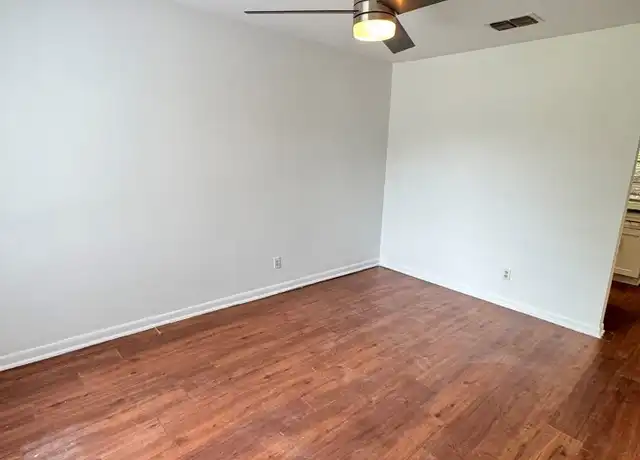 Property at 3007 Matador Dr Unit B, Austin, TX, 78741, 2 beds, 1 bath, [object Object]