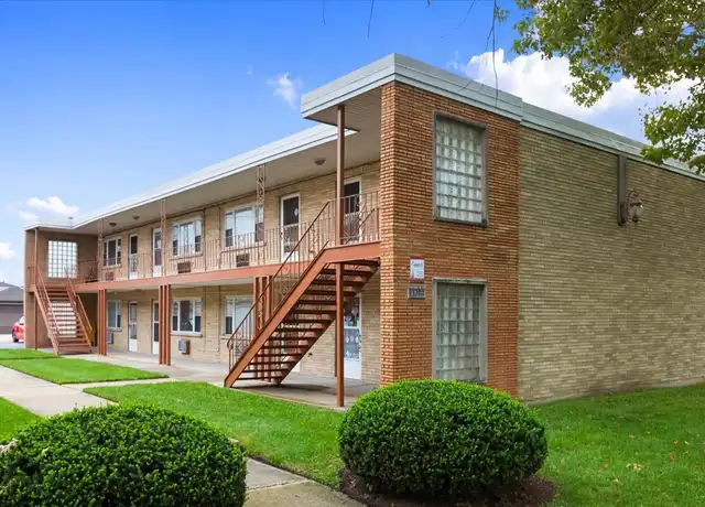 Property at 6244 W 64th Pl Unit 104, Chicago, IL, 60638, 1 bed, 1 bath, [object Object]
