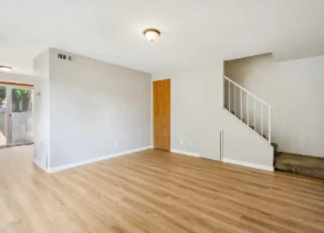 Property at 1845 N Keeneway Dr Unit 2, Medford, OR, 97504, 2 beds, 1.5 baths, [object Object]