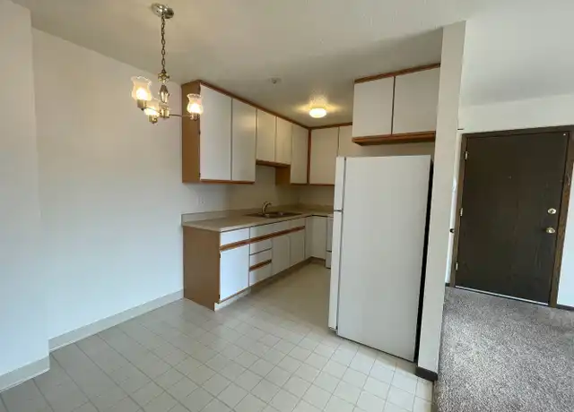 Property at 2913 5th St S Unit 310, Moorhead, MN, 56560, 2 beds, 1 bath, [object Object]