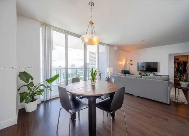 Property at 1250 S Miami Ave #2201, Miami, FL, 33130, 2 beds, 2 baths, [object Object]