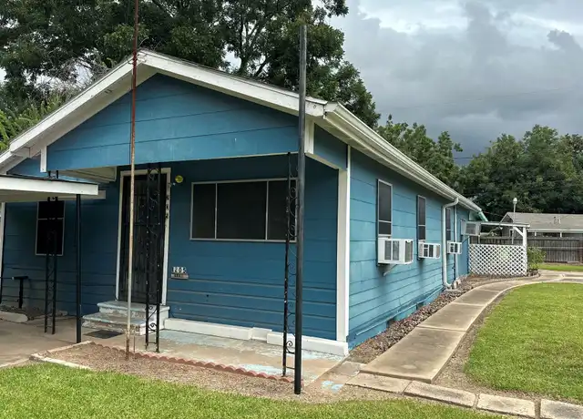 Property at 1205 Avenue E, Rosenberg, TX, 77471, 3 beds, 2 baths, [object Object]