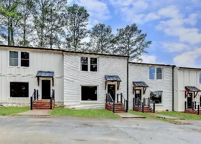 Property at 3239 Castleberry Rd, Cumming, GA, 30040, 2 beds, 3 baths, [object Object]