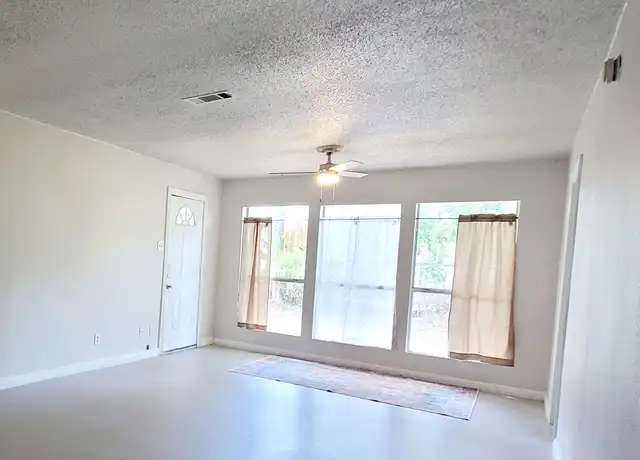 Property at 1201 E Old Settlers Blvd Unit 2308, Round Rock, TX, 78664, 3 beds, 1 bath, [object Object]