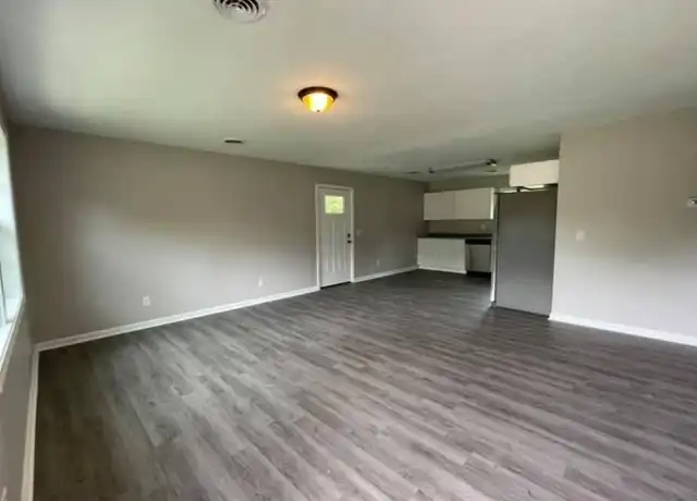 Property at 441 Native Cir, Benton, KY, 42025, 2 beds, 1 bath, [object Object]