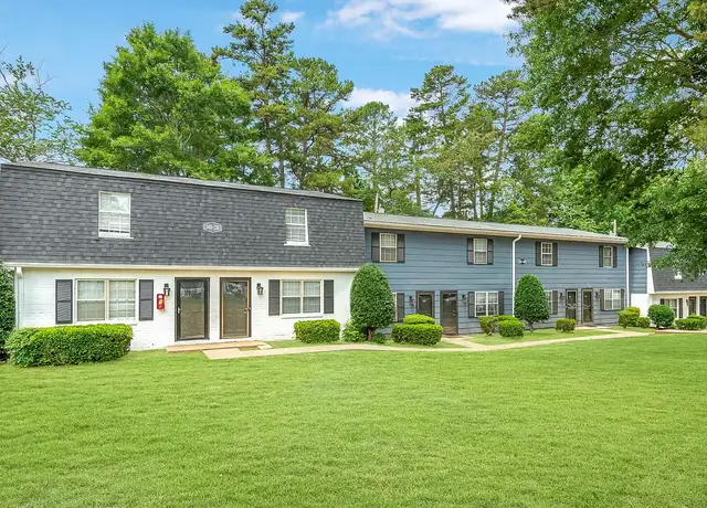 Photo of 1657 Quail Woods Rd, Gastonia, NC 28054