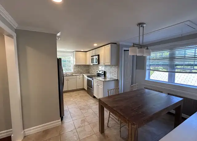 Property at 603 Manhattan Ave Unit 2, Thornwood, NY, 10594, 2 beds, 1 bath, [object Object]