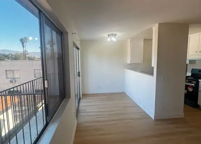 Property at 12357 Oxnard St Unit B5, Valley Glen, CA, 91606, 1 bed, 1 bath, [object Object]