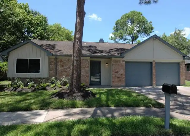 Property at 13614 Salisbury Dr, Sugar Land, TX, 77498, 3 beds, 2 baths, [object Object]