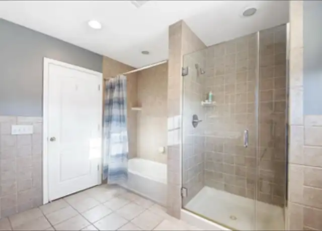 Property at 308 Avenue A Unit 2 F, Bayonne, NJ, 07002, 4 beds, 2 baths, [object Object]