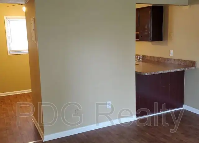 Property at 2007 Terril Ln Unit 10, Louisville, KY, 40218, 1 bed, 1 bath, [object Object]