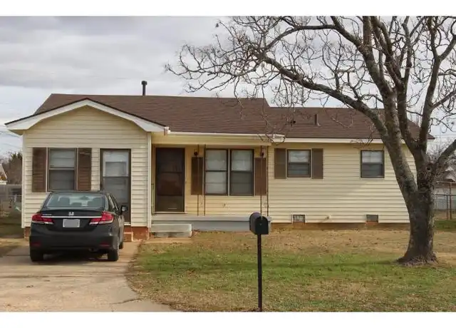 Property at 202 K St, Elgin, OK, 73538, 3 beds, 1 bath, [object Object]