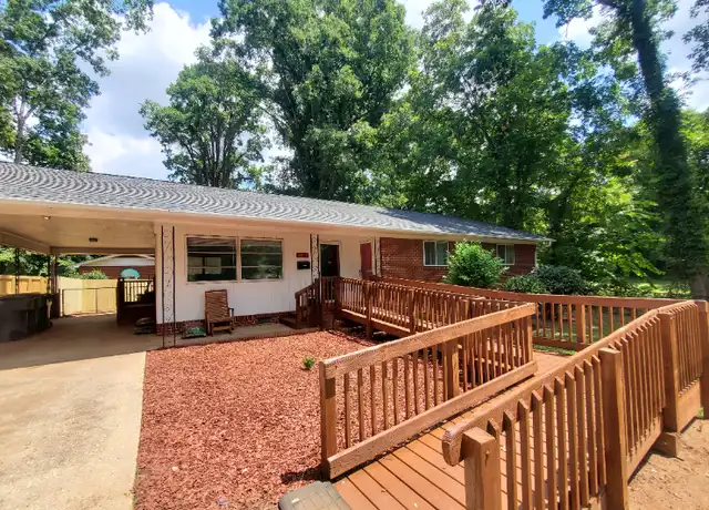 Property at 3818 Avalon Ave, Charlotte, NC, 28208, 3 beds, 2 baths, [object Object]