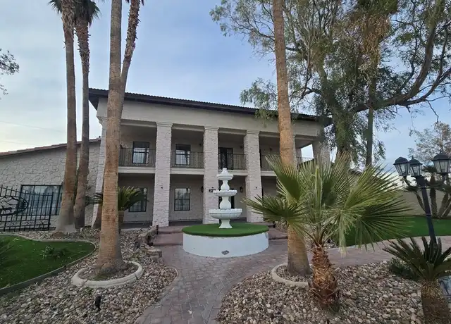 Property at 2575 S Tenaya Way, Las Vegas, NV, 89117, 5 beds, 4 baths, [object Object]