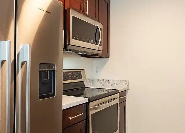 Property at Luke Apartments - 2119 23rd Ave W, Seattle, WA, 98199, 2 beds, 1 bath, [object Object]