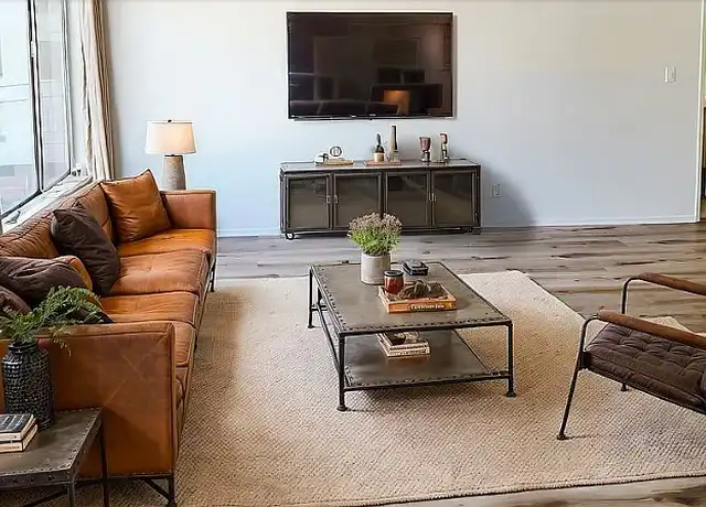 Property at WoodPark Apartments - 4424 Woodman Ave, Sherman Oaks, CA, 91423, 1 bed, 1 bath, [object Object]
