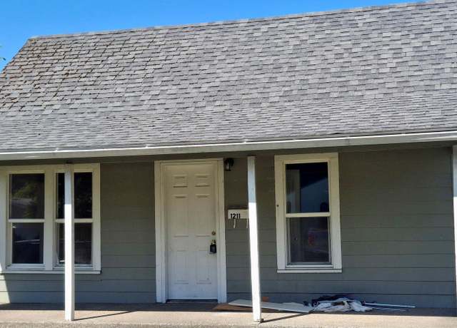 Photo of 1211 G St, Centralia, WA 98531