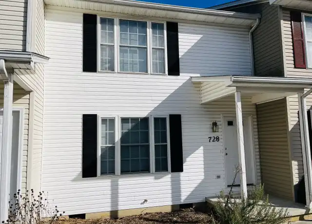 Property at 728 Park St, Christiansburg, VA, 24073, 2 beds, 2.5 baths, [object Object]