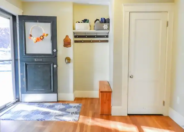 Property at 101 Fletcher St #1, Roslindale, MA, 02131, 2 beds, 1 bath, [object Object]